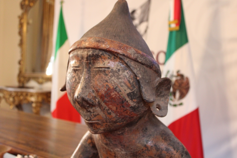 Una de las piezas arqueológicas recuperadas en Italia y devueltas a México dentro de los esfuerzos para combatir el tráfico ilícito de patrimonio cultural. Créditos: Agenzia Nova