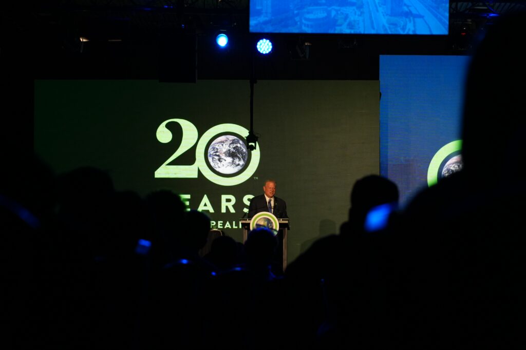 Albert Arnold Gore Jr., exvicepresidente de Estados Unidos y Premio Nobel de la Paz, dio inicio a su charla magistral de dos horas “La crisis climática: ciencia, impactos y soluciones”, la primera actividad del entrenamiento para líderes climáticos de su iniciativa Climate Reality Project. Créditos (CC-BY): Cristian Risco.