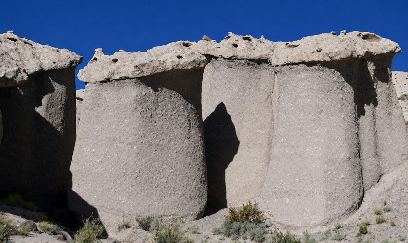 Conociendo las formaciones de Hongos Blancos de Tocota en la provincia de San Juan, Argentina