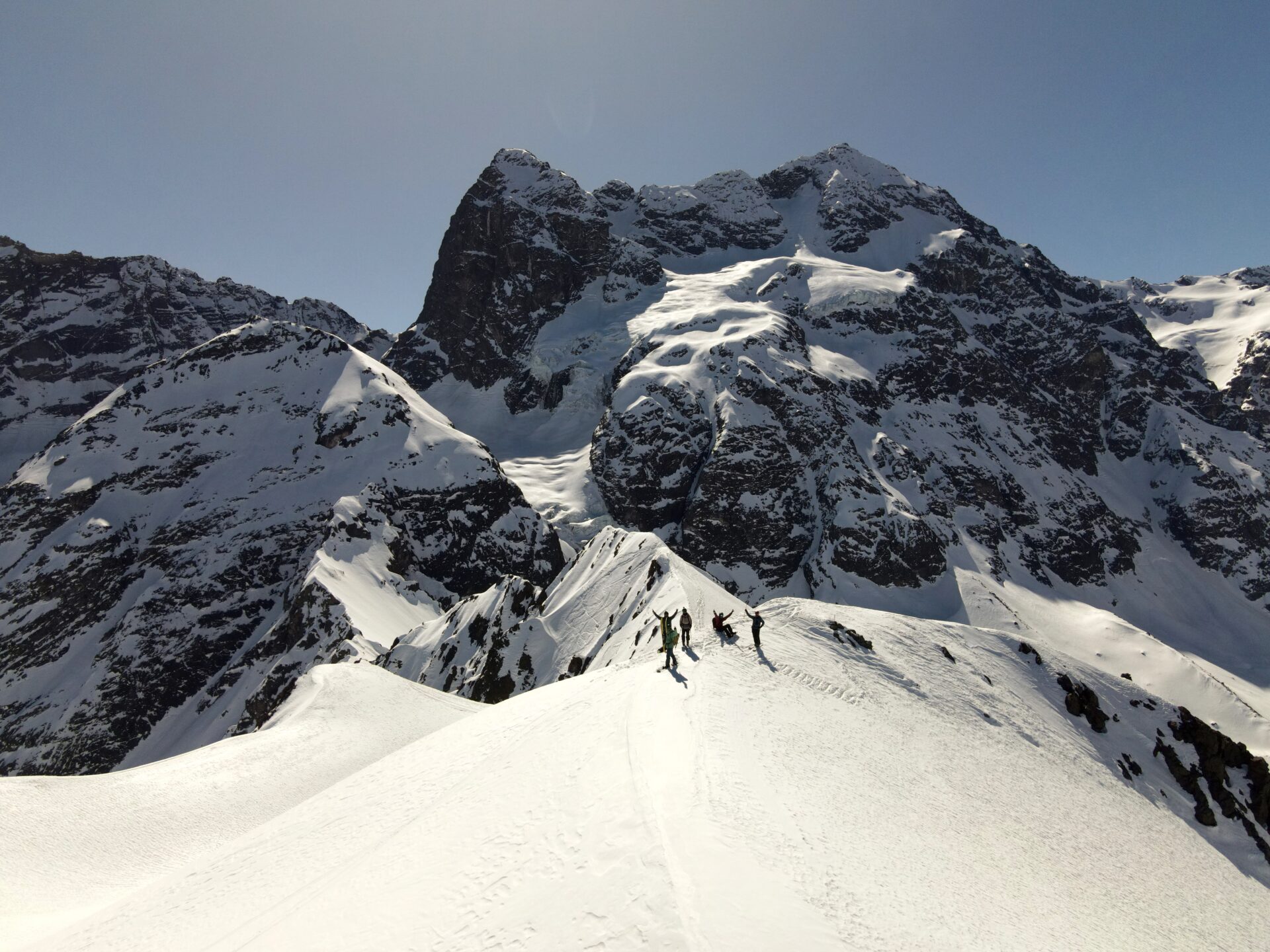 Para disfrutar de la cordillera nevada: tres paraísos de randoneo cerca de Santiago
