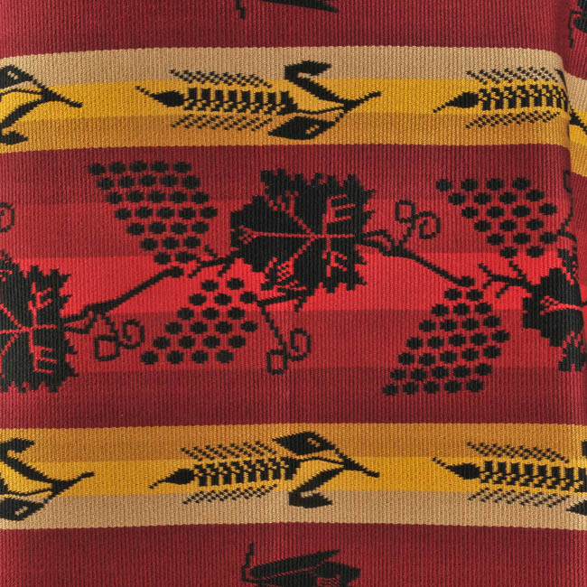 Chamanto Creado por Romina Moncada, disponible en el catálogo de SURDOC (ID 10-1166) del Centro de Documentación de Bienes Patrimoniales.