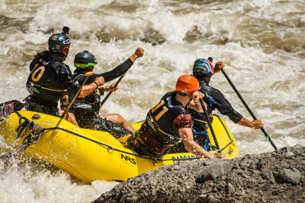 Equipo de rafting Cascada de la Ánimas durante el Guardián del Maipo.
Créditos: Paulo Urrutia