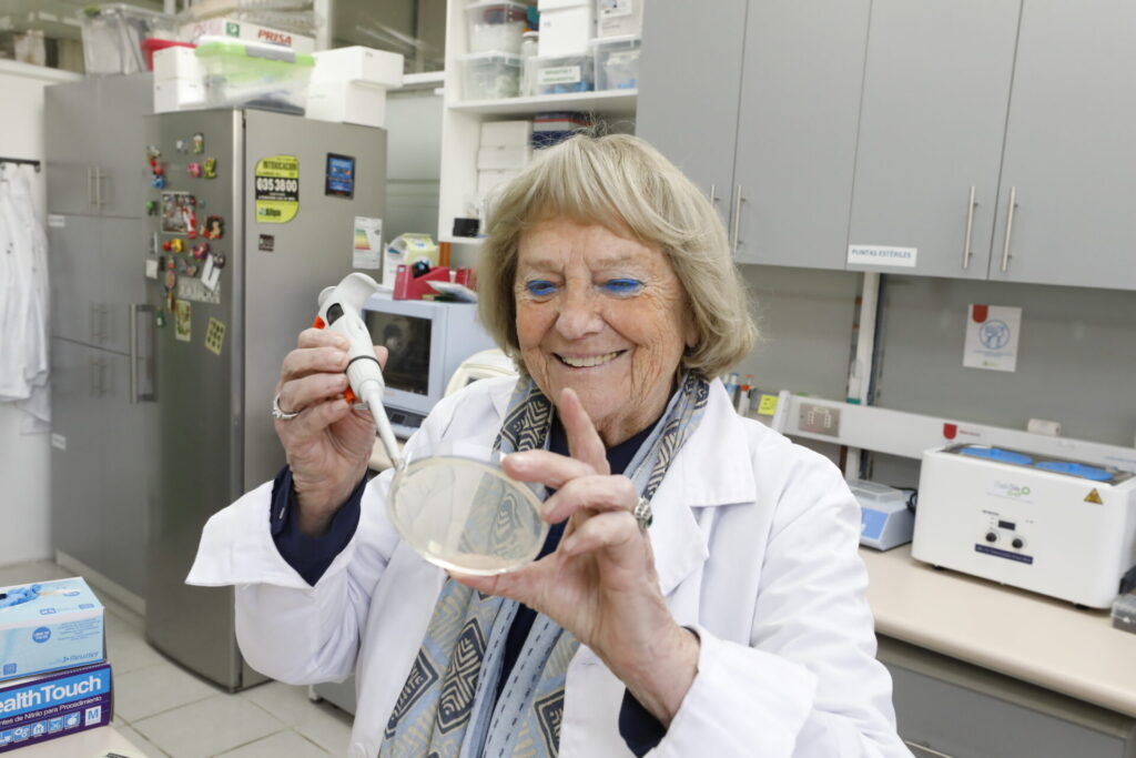 Gloria Montenegro Créditos: Facultad de Agronomía y Sistemas Naturales Pontificia Universidad Católica de Chile