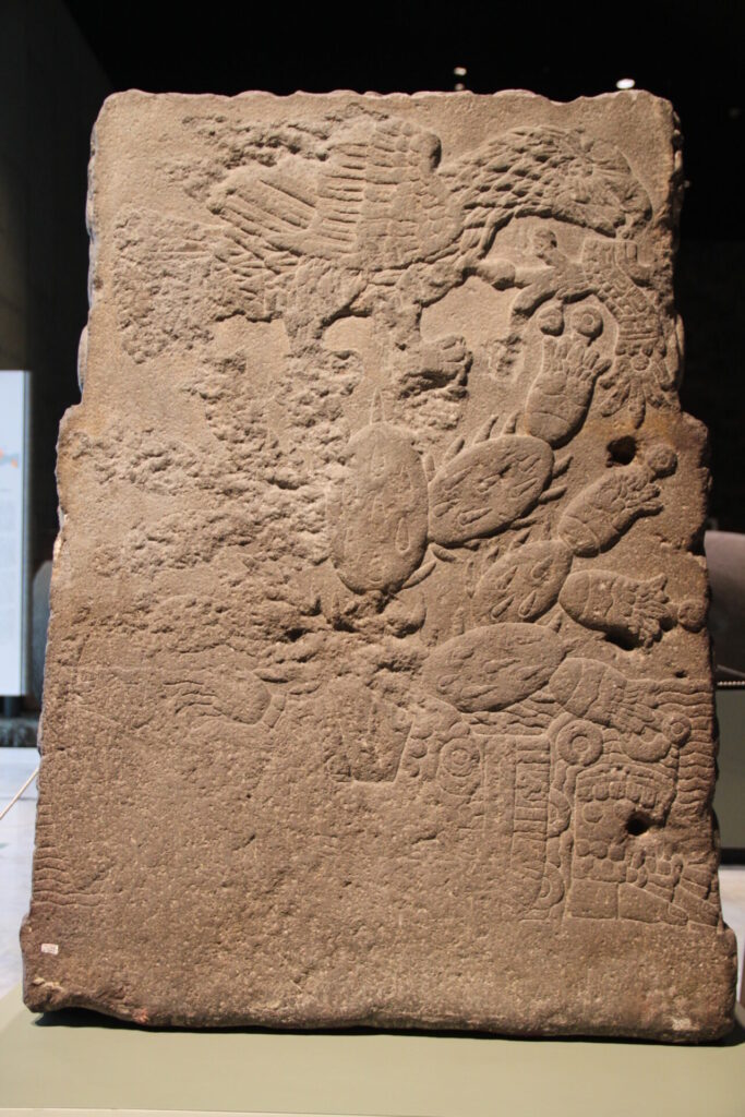 Grabado en la escultura del “Teocalli de la Guerra Sagrada”. Créditos: Gary Todd (Wikimedia Commons)
