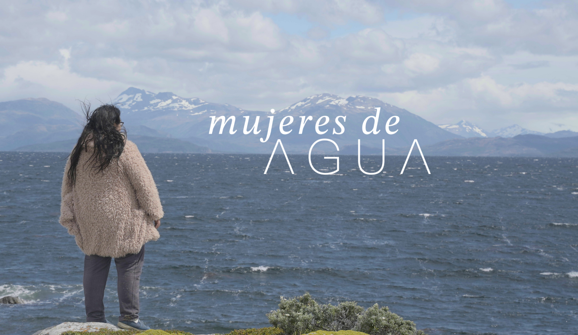Se estrena “Mujeres de Agua”, serie documental sobre mujeres y saberes de los territorioscosteros del sur de Chile