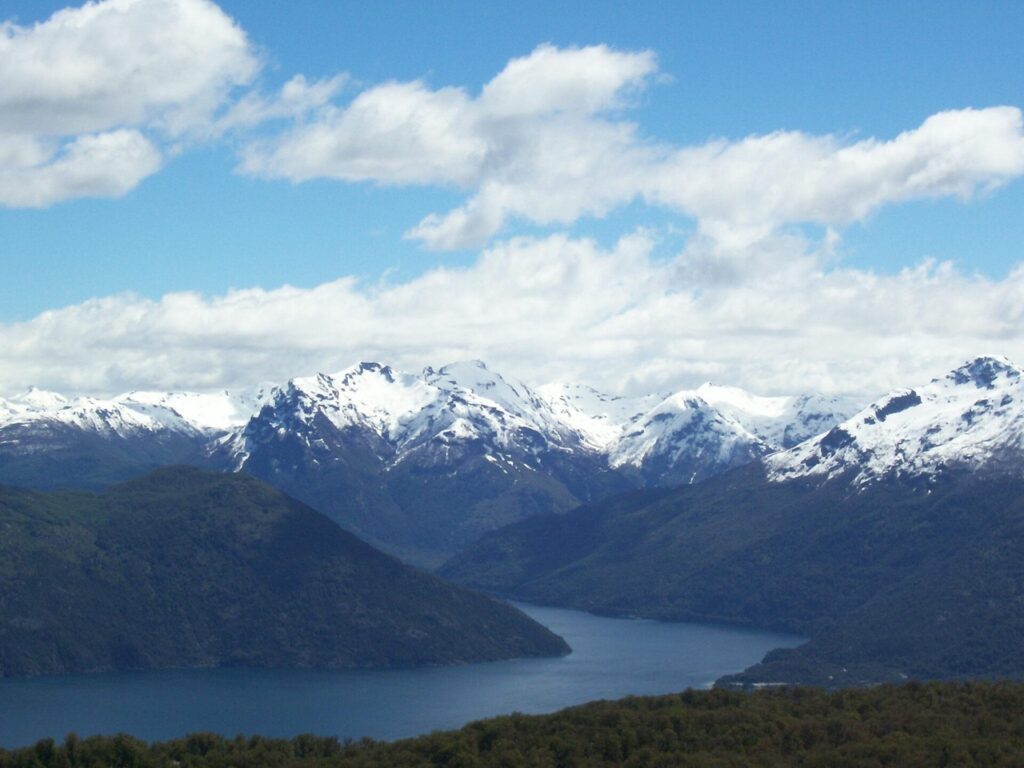 Lago Futalaufquen, Chubut, Patagonia argentina. Créditos: Agus Mechi