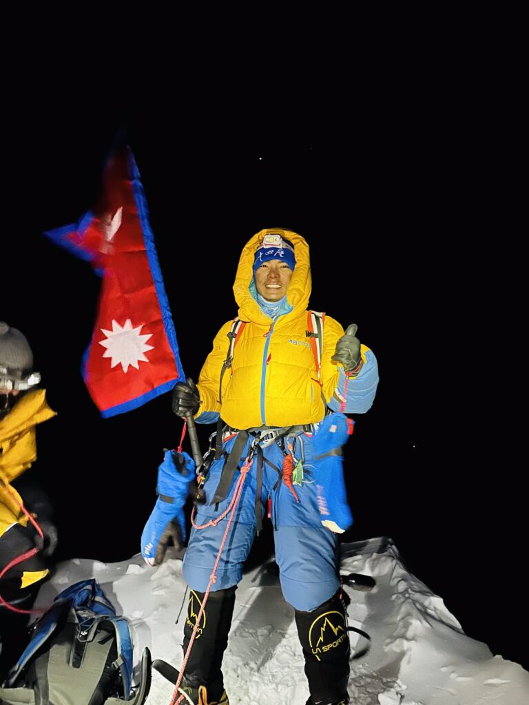Nima Shinji Sherpa en Shishapangma (8.027 m). Créditos: Archivo Nima Rinji Sherpa