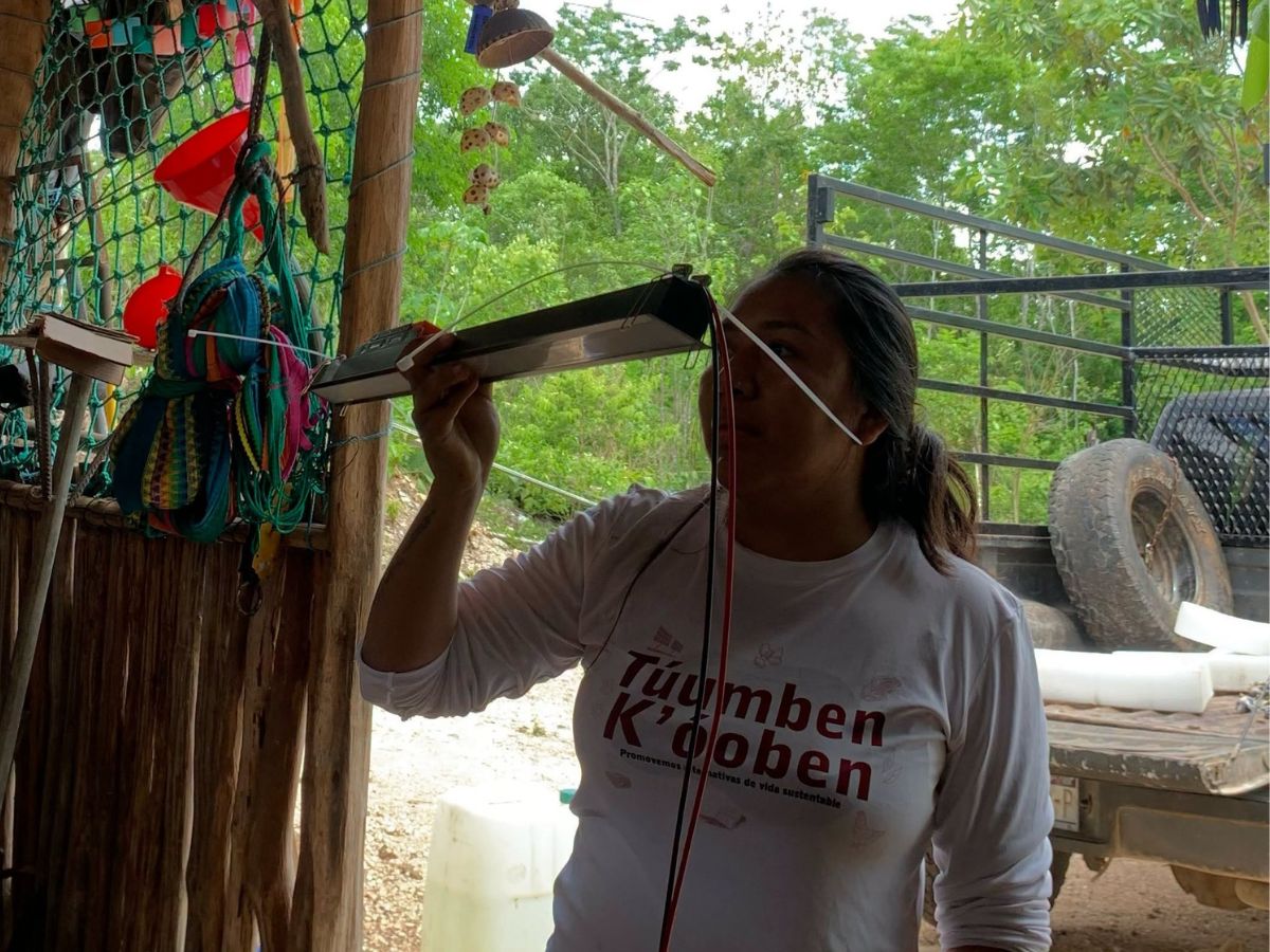 Mujeres mayas llevan la energía del sol a casas e impulsan la acción climática en el sureste mexicano